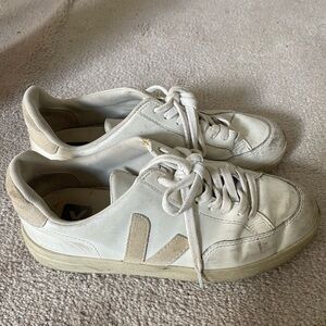 VEJA sneakers